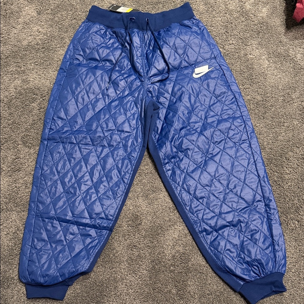 Nike Women’s Small Blue Quilted Joggers